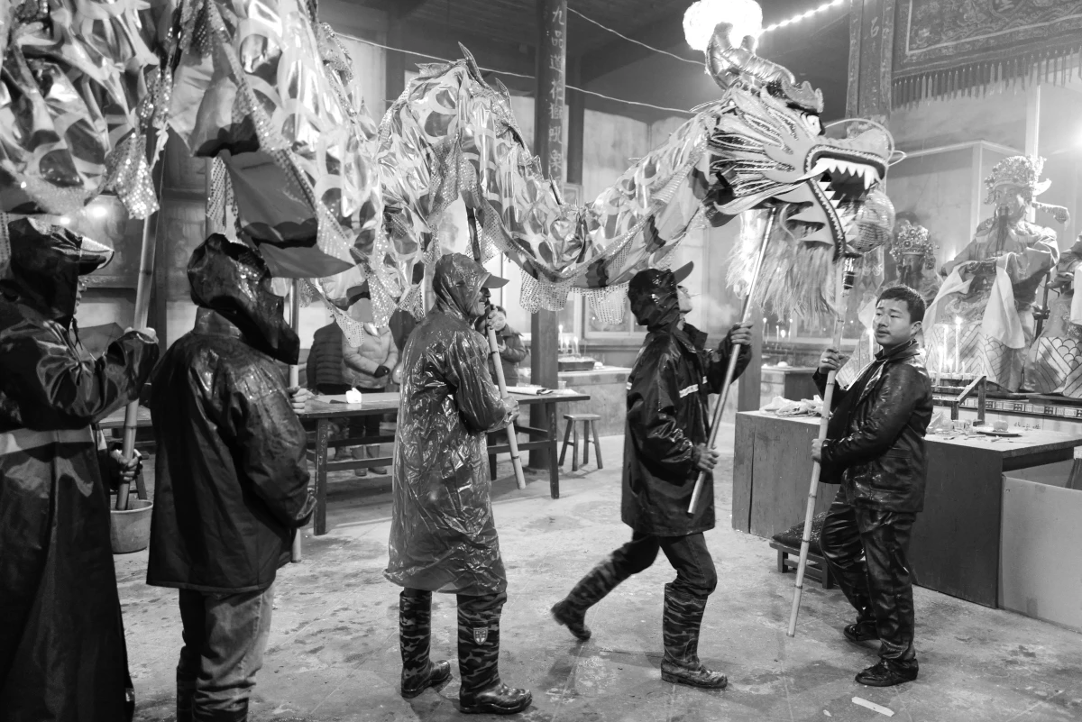 Zhou Hai | The Independent Photographer
